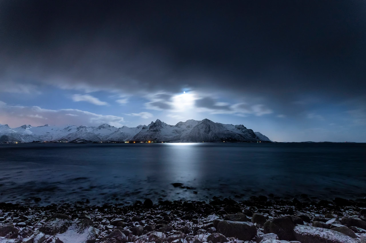 Full-moon fjords, Norway