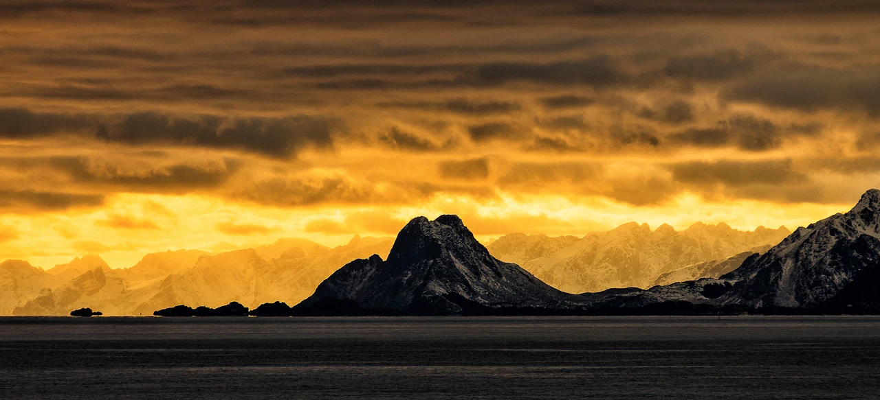 Fifty shades of yellow, Norway
